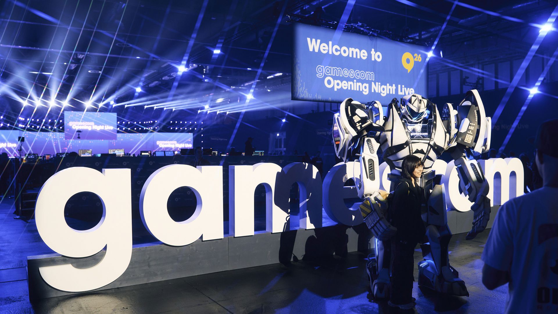 Gamescom 2026 ödülleri 19 kategoride sahiplerini buldu. CD Projekt Red ve Sega üçer ödülle öne çıkarken Forza Horizon 6 en iyi Xbox oyunu seçildi