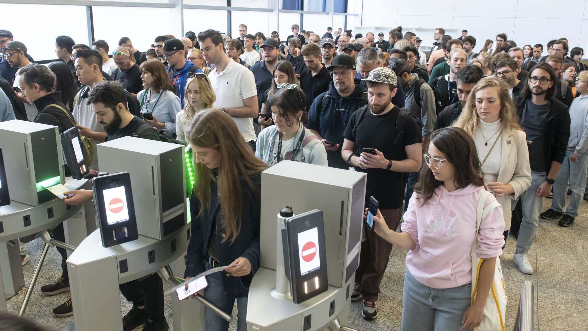Bağımsız yapımlara odaklanan şov, gamescom'un resmi kanallarından canlı yayınlanacak.