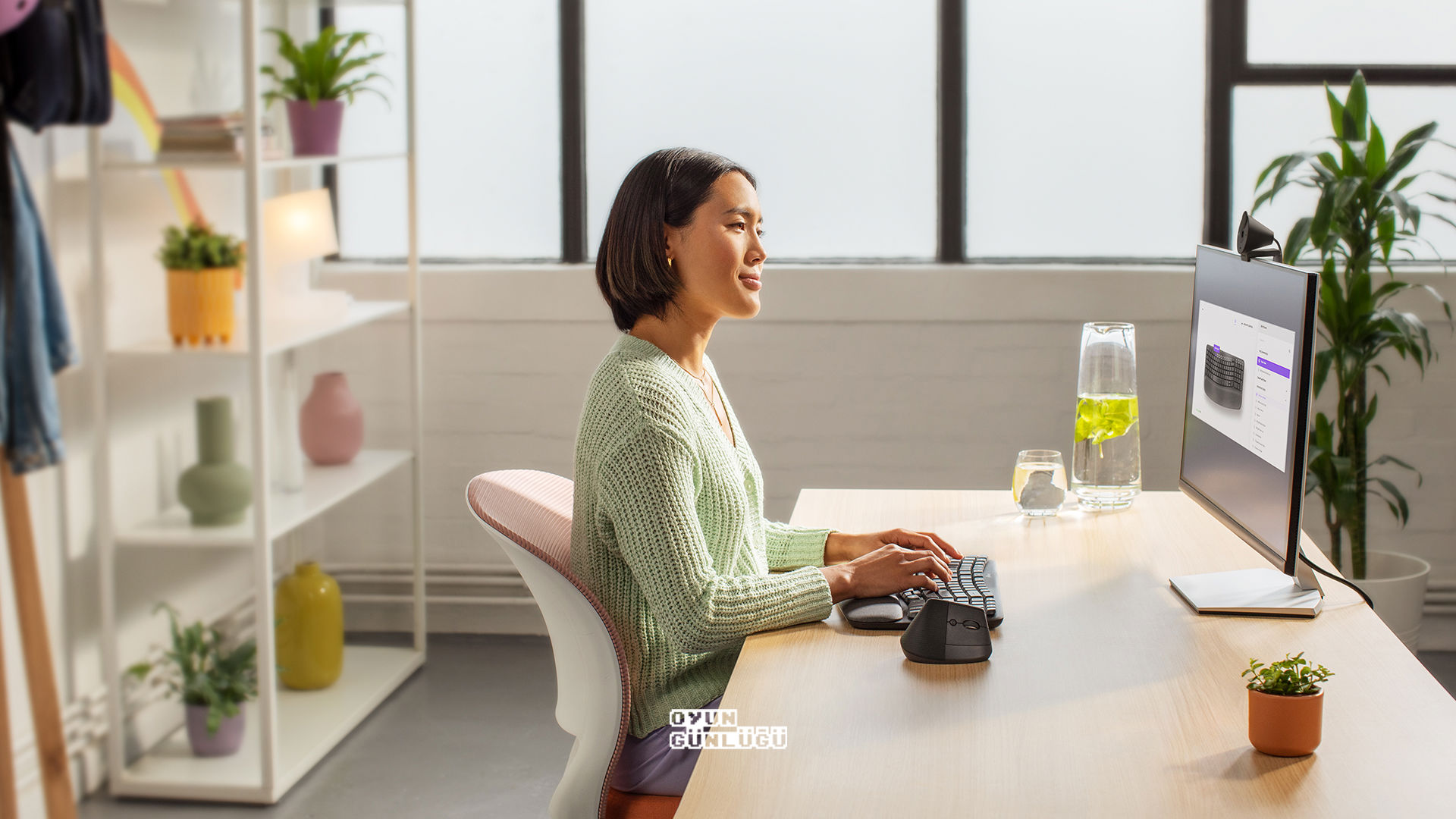 Logitech, çalışma alanında yapılabilecek küçük değişikliklerin önemine dikkat çekiyor.