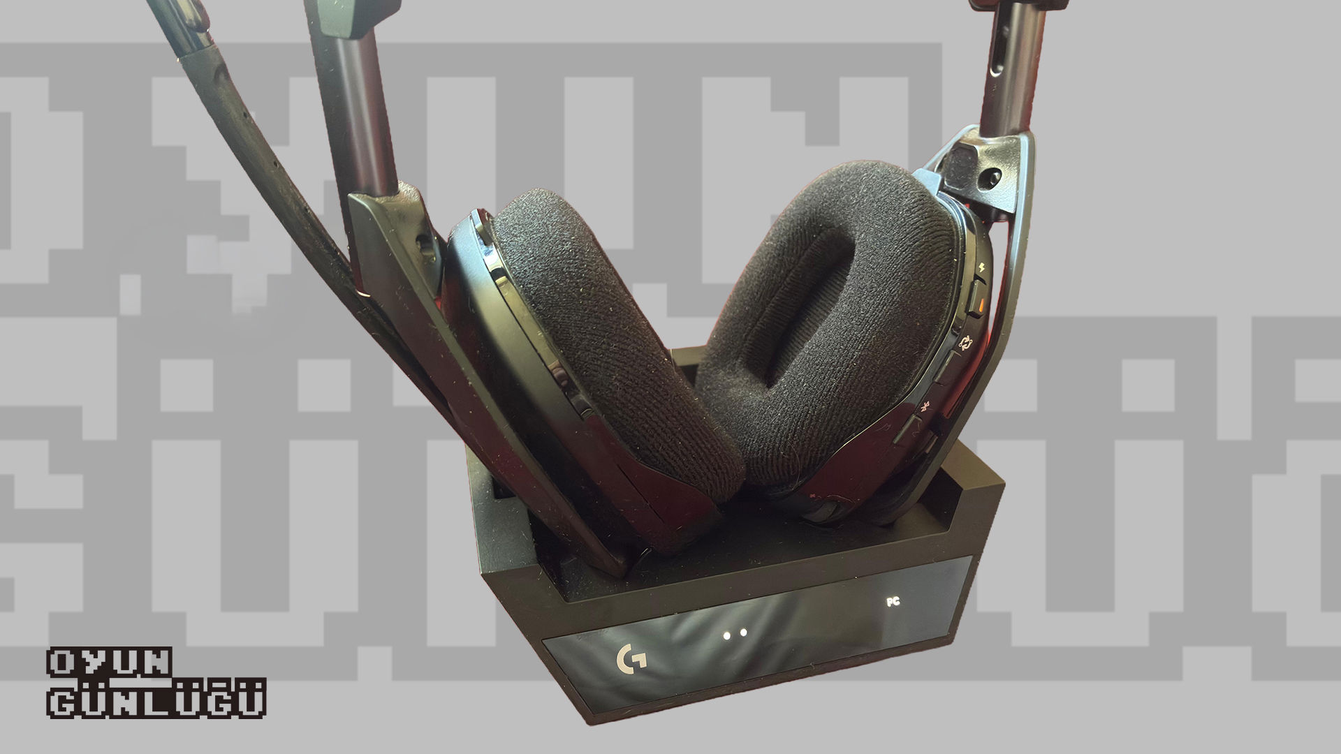 Çoklu platformlar arasında yeni PLAYSYNC özelliğiyle kolayca geçiş yapılabilen kablosuz oyuncu kulaklığı Logitech G Astro A50 X'i inceledik.